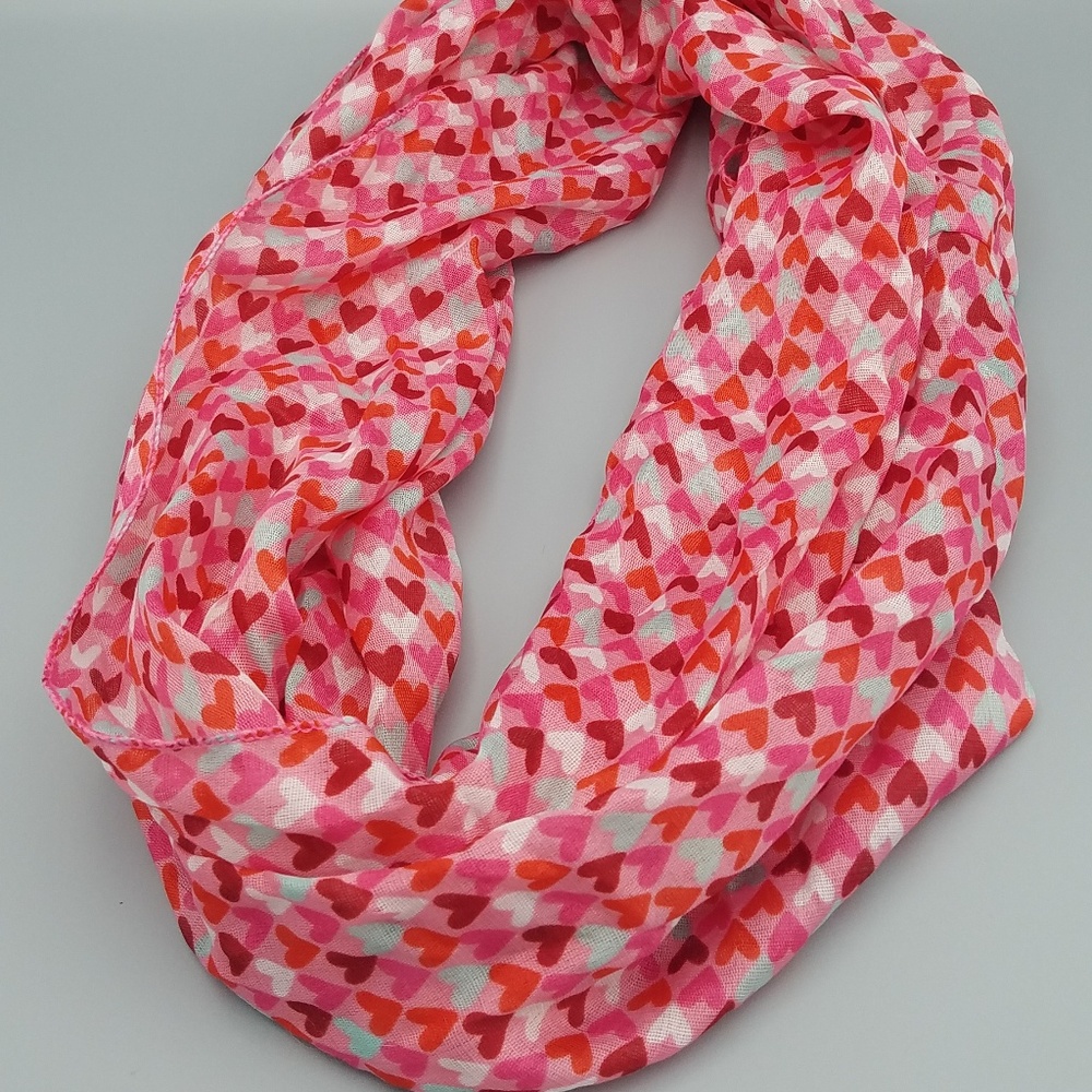 Heart Infinity Scarf